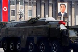'Kuzey Kore bizi n&uuml;kleer f&uuml;zeyle vurabilir'