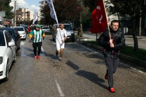 Bursalı koşucular emniyet teşkilatı i&ccedil;in koştu