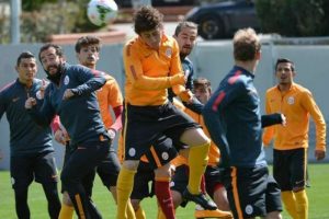 Galatasaray farklı kazandı