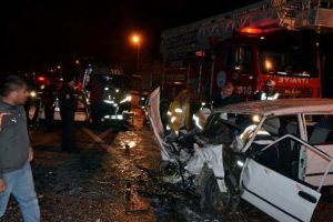 Hurdaya d&ouml;nen otomobillerde can pazarı!
