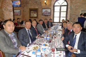 Bursalı işadamlarına Kırgızlardan davet