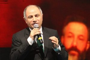 "T&uuml;rkiye'yi gen&ccedil;ler inşa edecek"