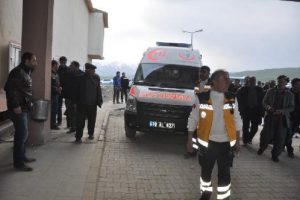 Y&uuml;ksekova'da trafik kazası: 15 Yaralı