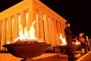 Anıtkabir ilk kez 24 saat ziyarete a&ccedil;ık tutulacak