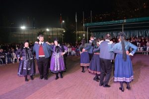 Yabancı konuklar şenliklere renk kattı