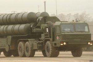 Rusya, İran'a S-300 f&uuml;zelerini verecek