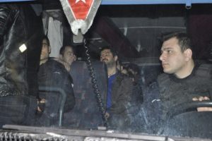 'Paralel yapı' g&ouml;zaltıları sağlık kontr&ouml;l&uuml;nde