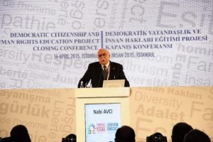 Bakan Avcı'dan "5. sınıfta yabancı dil" a&ccedil;ıklaması