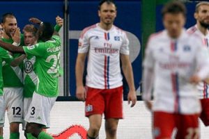 Hamburg ligin dibine demir attı!