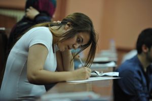 Bakandan &ouml;ğrencilere sınav i&ccedil;in &ouml;neriler