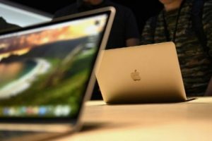 Samsung Apple i&ccedil;in &ouml;zel bir ekip oluşturdu!