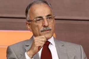 CHP'den geliri olmayan aileye 720 TL