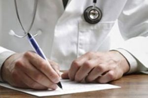Re&ccedil;ete şişirmeyen doktor kurşunlandı