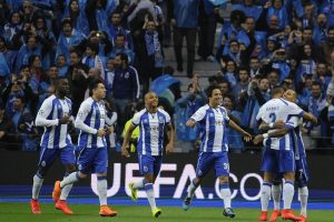 Bayern M&uuml;nih Porto'ya direnemedi!