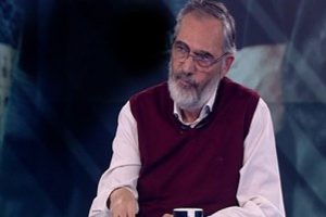 Etyen Mah&ccedil;upyan g&ouml;revinden ayrıldı !