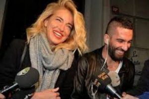 Arda Turan'dan Burcu Esmersoy'a 225 bin TL'lik hediye...