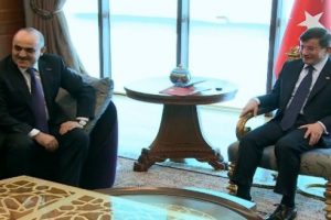 Başbakan'a Azerbaycan'dan misafir geldi