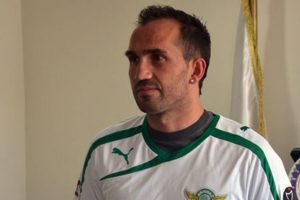 Yunan golc&uuml;den anlamlı bağış