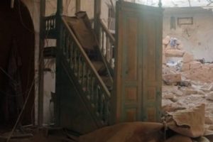 Bomba yağar diye cumaya gitmiyorlar