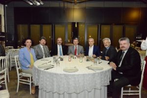Bursa'da CHP'liler 'Dayanışma Yemeği'nde bir araya geldi