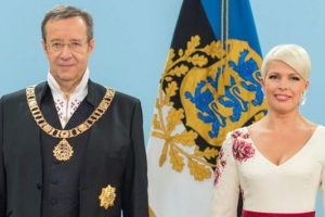 Estonya Cumhurbaşkanı Ilves ve eşi, yollarını ayırma kararı aldı