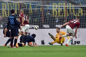 Giuseppe Meazza'da ses seda yok!