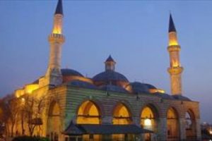 Selimiye'den sonra Ulu Cami de 24 saat a&ccedil;ık kalacak