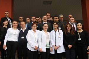 Bakan M&uuml;ezzinoğlu Bursa'da CHP'nin vaatlerini eleştirdi