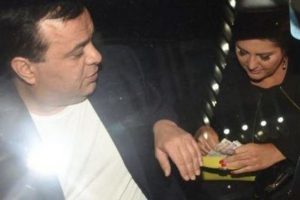 Sibel Can rekor bahşiş hakkında konuştu...