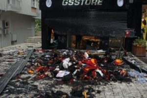 GS Store'u yakanlara hapis cezası!