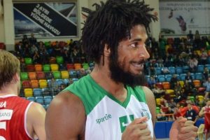 Sean Williams'a &uuml;&ccedil; ay men cezası