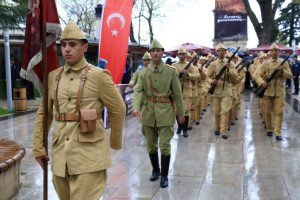Bursa Seyyar Jandarma Taburu i&ccedil;in temsili uğurlama...