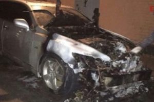 Ukrayna'da T&uuml;rk konsolosluk aracı yakıldı