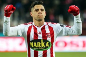 Cicinho,Sivasspor'dan ayrılacak mı?