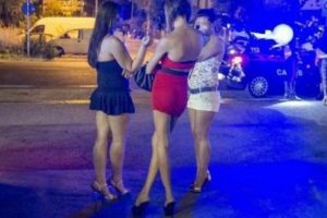 Adana'da sivillerden fuhuş operasyonu
