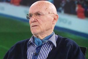 "H&uuml;seyin G&ouml;&ccedil;ek, Bursaspor'un iki tane net penaltısını vermedi"