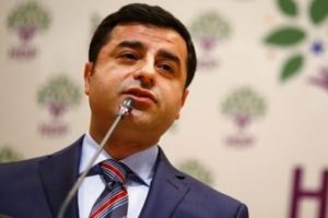 Barajı ge&ccedil;emezse HDP'nin B planı var mı?
