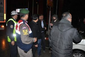 100 bin dolarlık vurguna Bursa polisi son anda m&uuml;dahale etti!