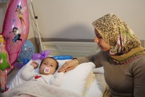 23 Nisan coşkusu hastane odasında