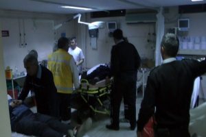 Mersinde otomobiller &ccedil;arpıştı: 2 &ouml;l&uuml;