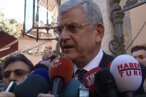 Ayine katılan Bakan: Acıların anılmasına karşı değiliz
