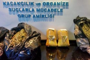 12 kilo uyuşturucuyla yakalanıp 'i&ccedil;iciyiz' dediler
