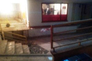 Boş d&uuml;kkanda erkek cesedi bulundu