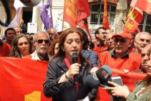 1 Mayıs Komitesi Taksim'e &ccedil;ağrı yaptı