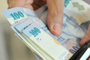 &Uuml;&ccedil; &ccedil;ocuğa koşulsuz, şartsız 1.300 lira devlet desteği