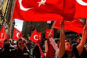 ABD'de &ouml;ld&uuml;r&uuml;len T&uuml;rk diplomatlar i&ccedil;in y&uuml;r&uuml;y&uuml;ş