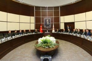 Başbakan Davutoğlu Savunma Sanayii İcra Komitesi Toplantısı'na katıldı
