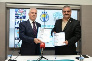 Bursa'da Nil&uuml;fer Belediyesi iş&ccedil;ileri erken bayram yaptı