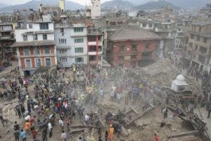 Depremin vurduğu Nepal'den ka&ccedil;ışlar s&uuml;r&uuml;yor