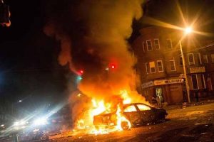 ABD'nin Baltimore kentinde olağan&uuml;st&uuml; hal ve sokağa &ccedil;ıkma yasağı ilan edildi